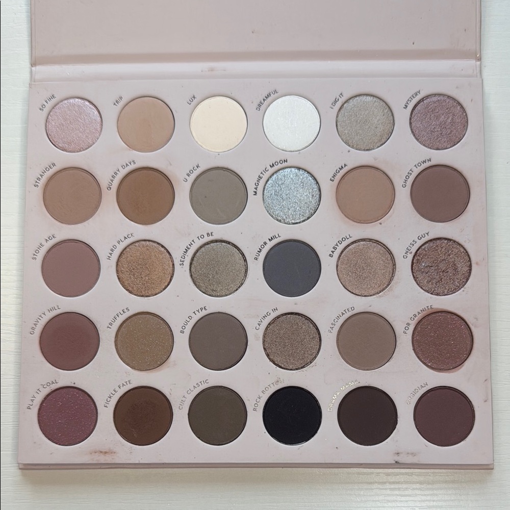 Colourpop Stone Cold Fox Palette